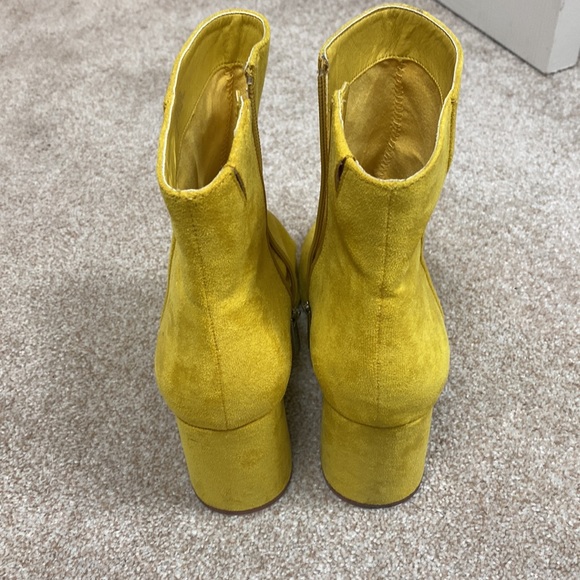 Gently used Charles by Charles and David yellow suede boots. - Picture 2 of 8